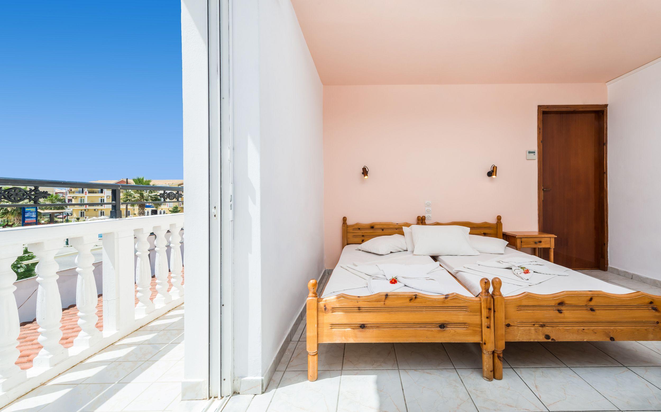 Athina Apartments Закинтос Экстерьер фото