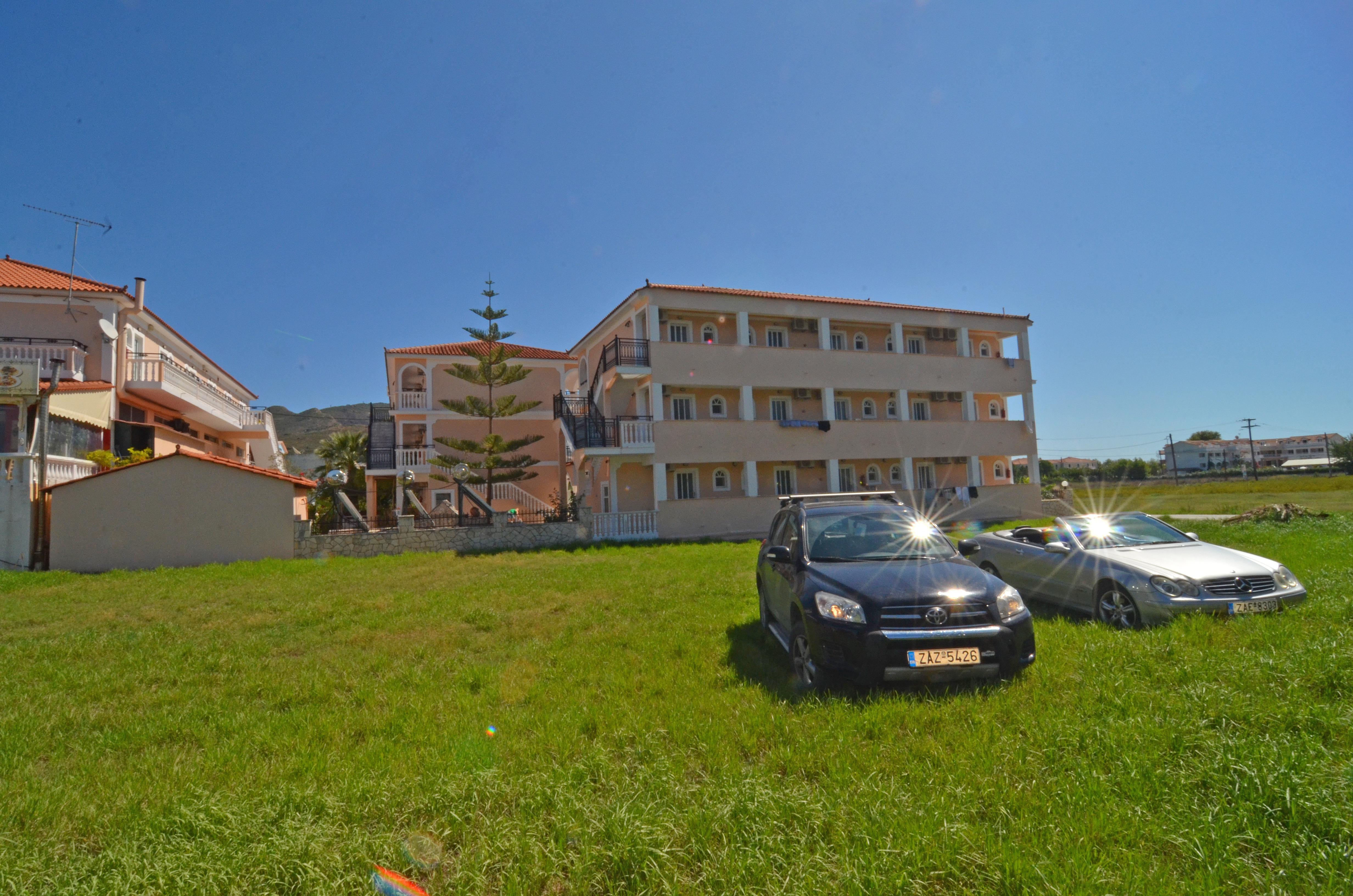 Athina Apartments Закинтос Экстерьер фото