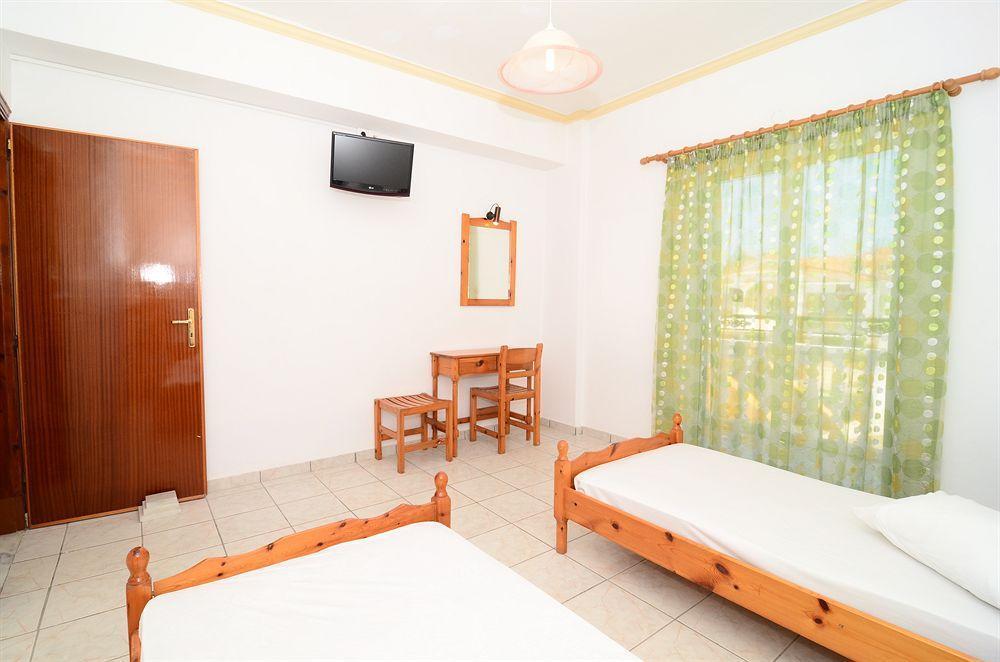 Athina Apartments Закинтос Экстерьер фото