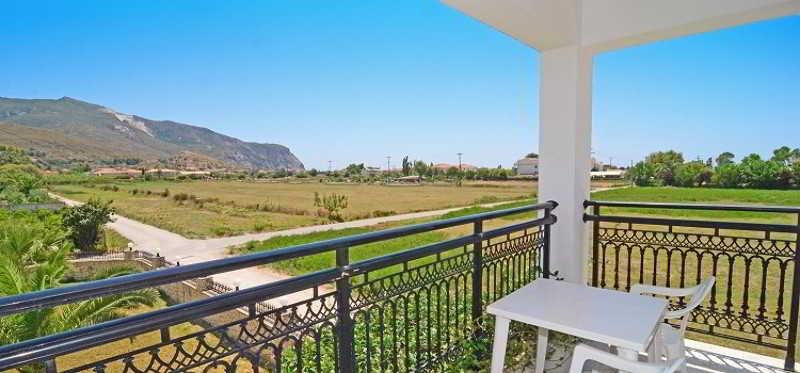 Athina Apartments Закинтос Экстерьер фото